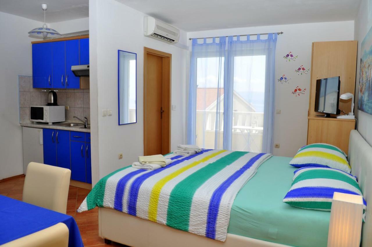 Apartments Ivica Makarska Exterior photo