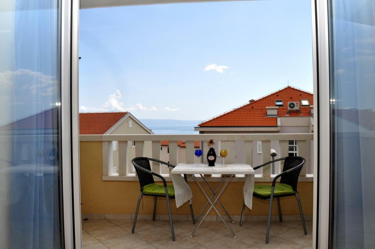 Apartments Ivica Makarska Exterior photo