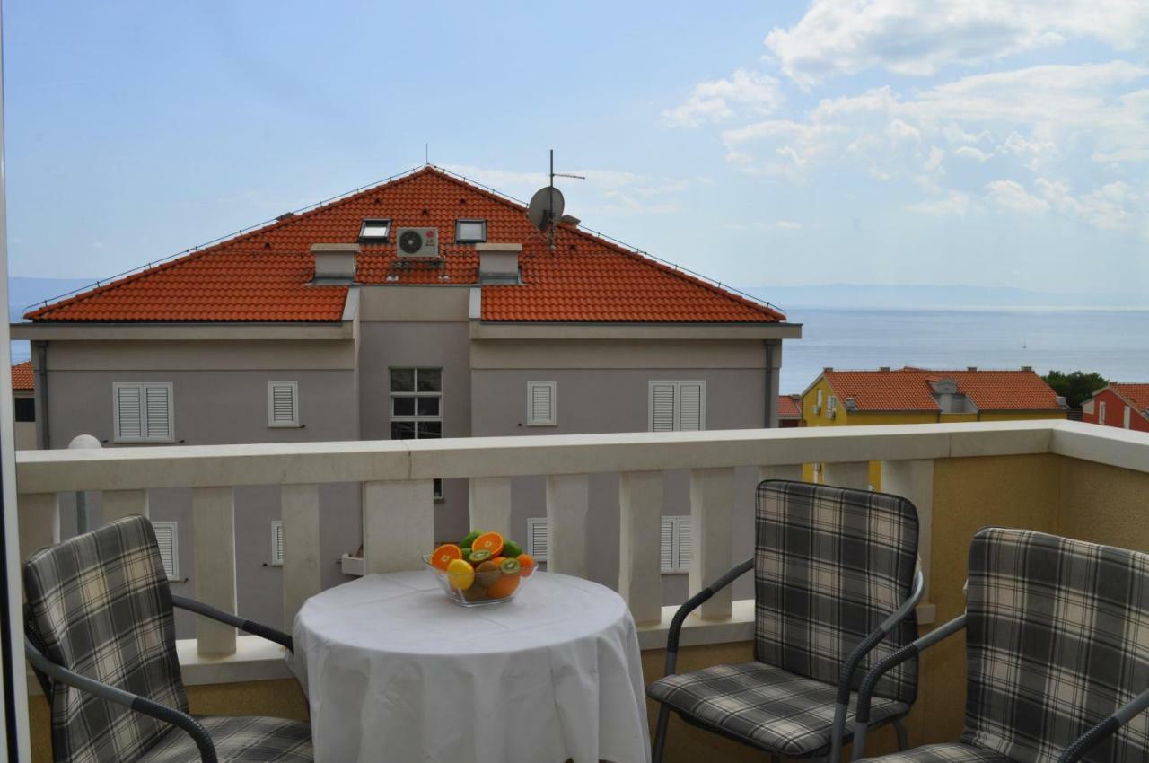 Apartments Ivica Makarska Exterior photo