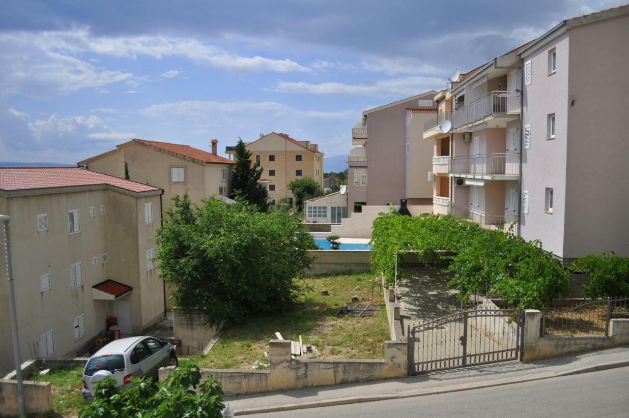 Apartments Ivica Makarska Exterior photo